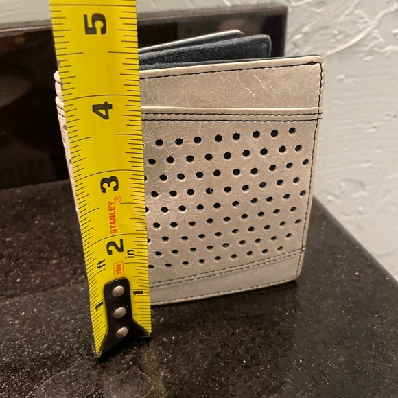 Small Wallet - Picture 4 of 5